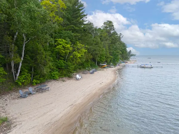 8934 Crockett, Williamsburg, MI 49690