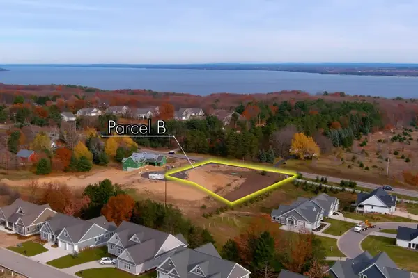 35 Jojack, Traverse City, MI 49686