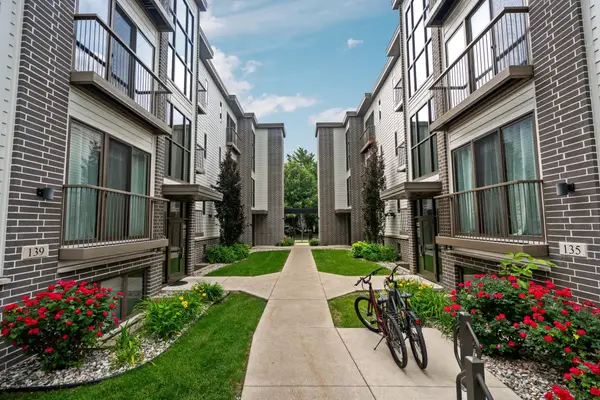 139 E Eighth #107, Traverse City, MI 49684