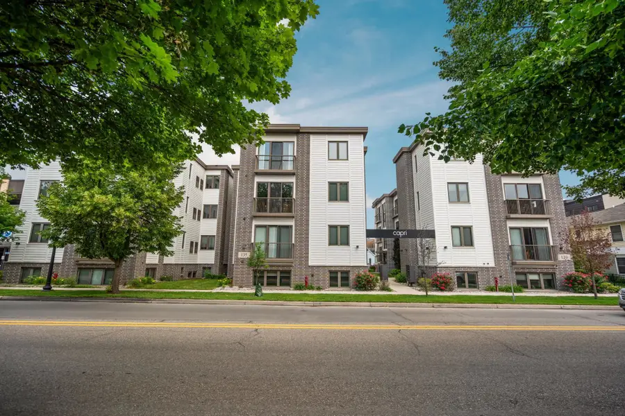 139 E Eighth #107, Traverse City, MI 49684 - #3