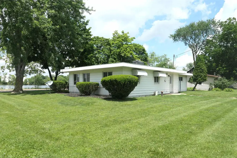 135 Riverside, Alma, MI 48801 - #2