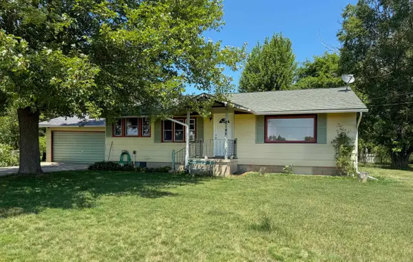 8195 E Broomfield, Mount Pleasant, MI 48858