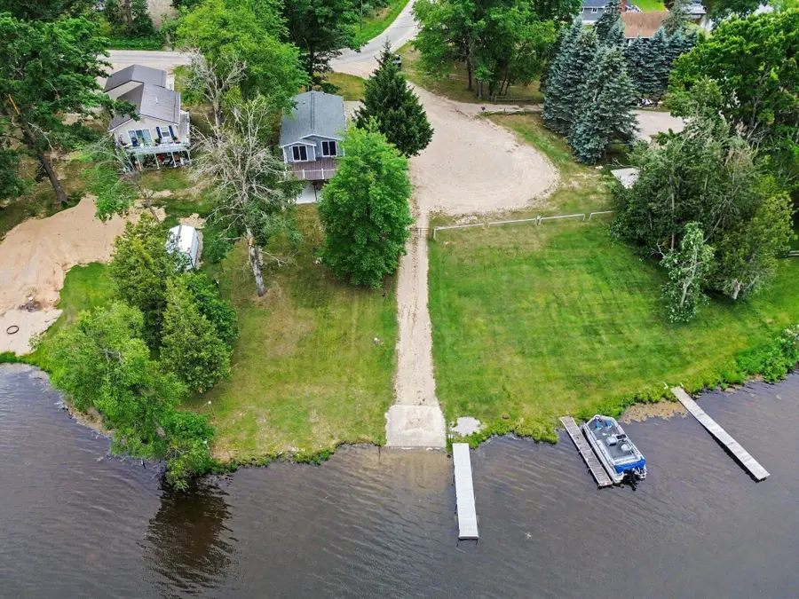 6820 W Shore, Weidman, MI 48893 - #2