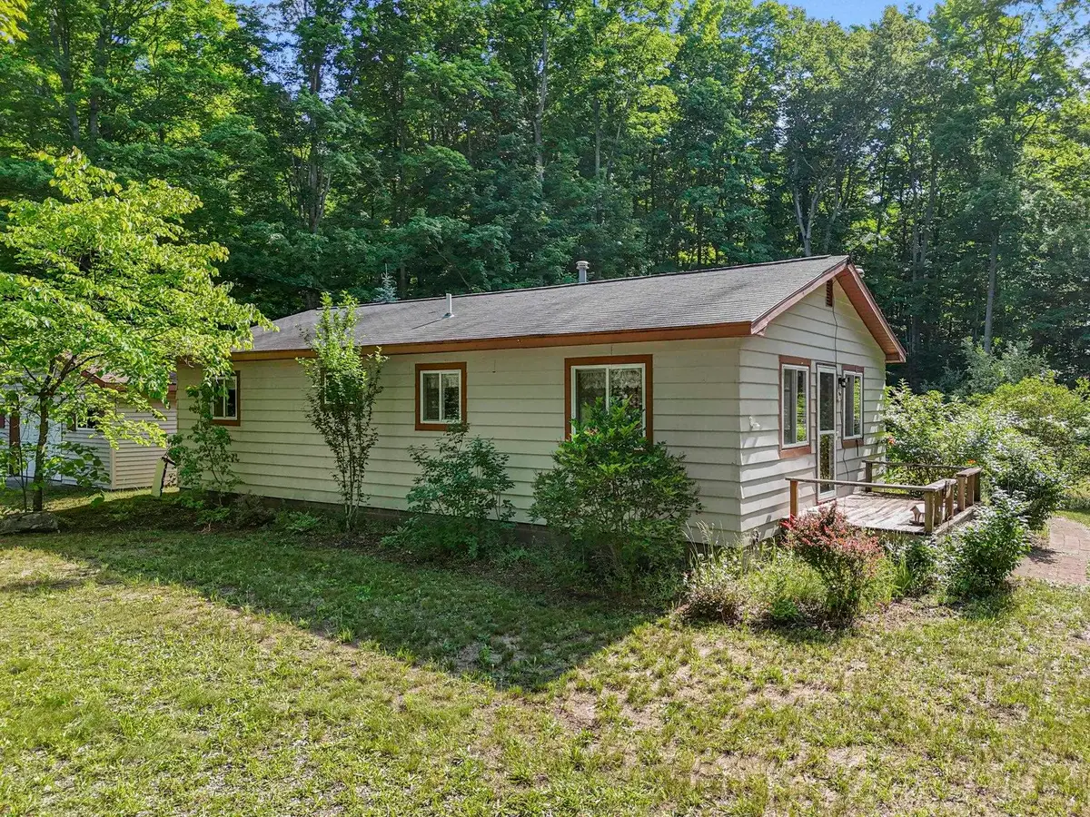 5135 Kast, Benzonia, MI 49616 - #1