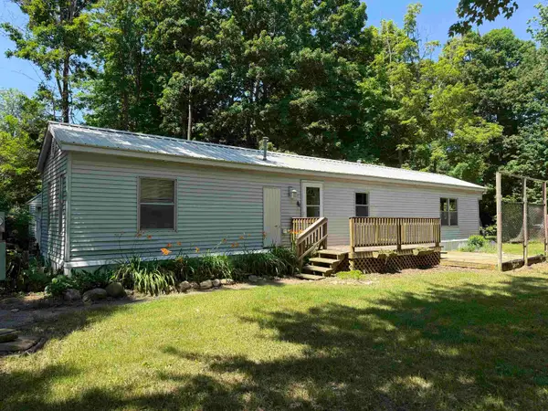 4301 Hickory, Traverse City, MI 49685