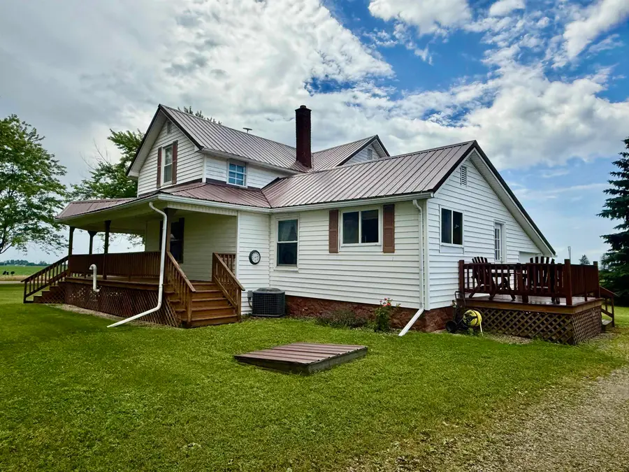 5877 E Adams, Breckenridge, MI 48615 - #3