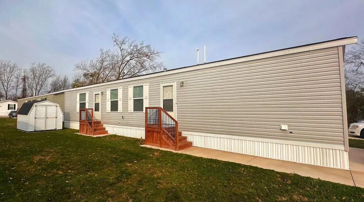 1062 Jefferson, Mount Pleasant, MI 48858 - #1