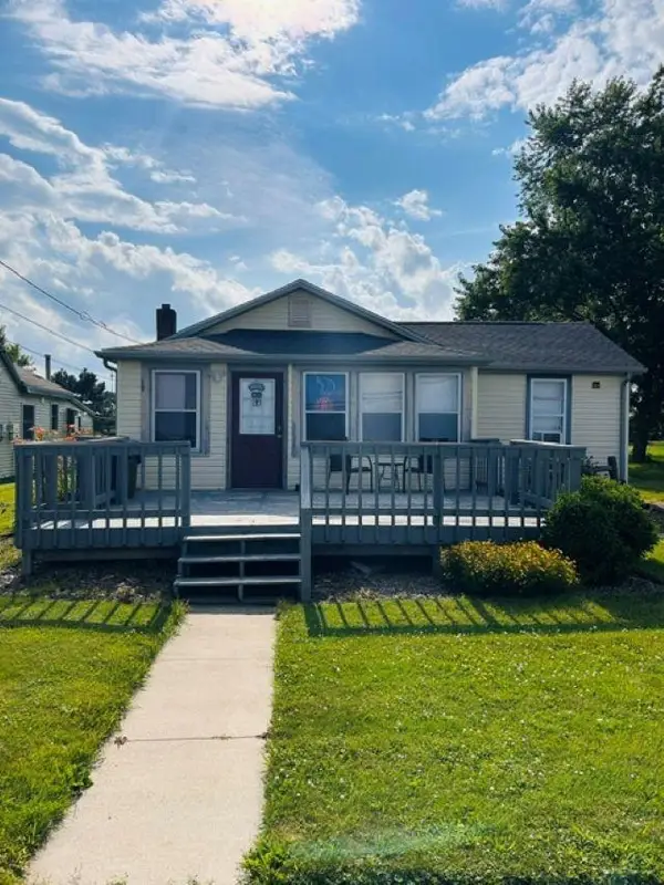 535 N Midland, Merrill, MI 48637