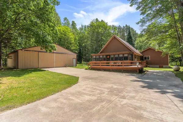 444 SE Lund, Fife Lake, MI 49633