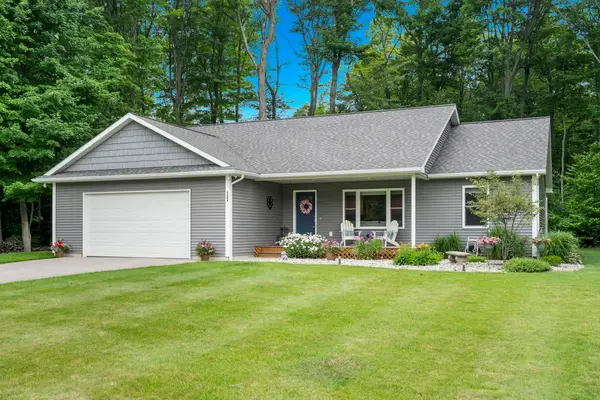 5404 Barney, Traverse City, MI 49684