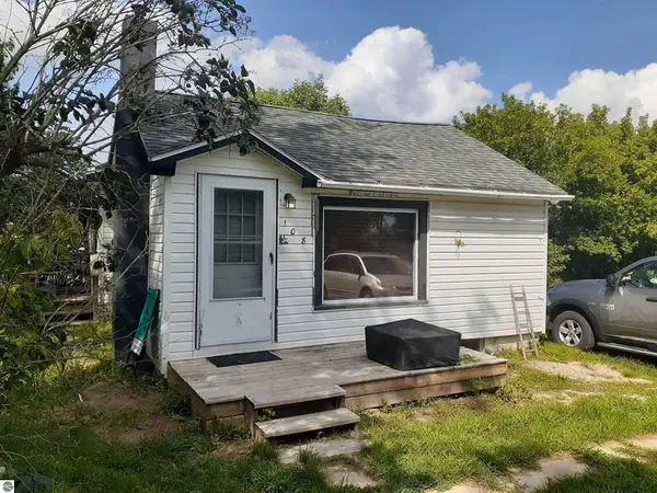 108 W Page, Rose City, MI 48654
