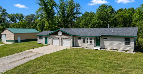 6838 Williams, Grayling, MI 49738