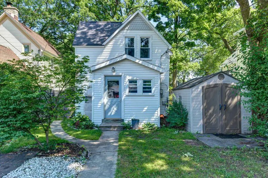 1006 Lincoln, Traverse City, MI 49686 - #2