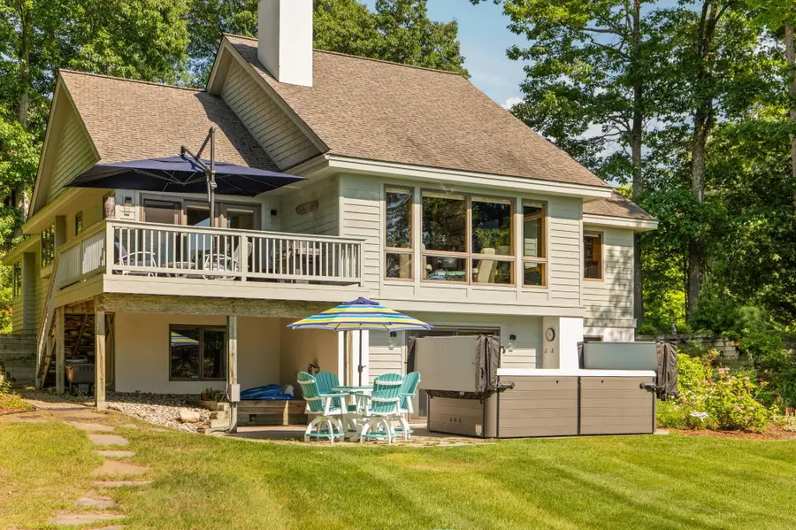422 Timber Crest, Peninsula, MI 49686 - #2