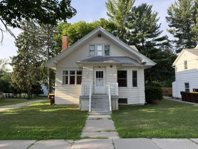 707 W Center, Alma, MI 48801 - #1