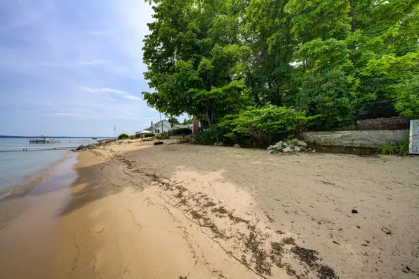 11111 S W Bayshore, Traverse City, MI 49684