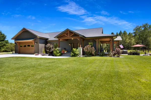 11215 Appleridge, Alden, MI 49612
