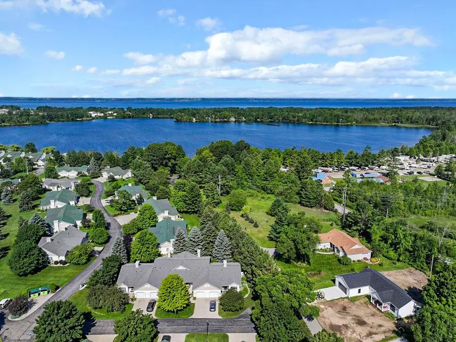 608 Meadowview, Elk Rapids, MI 49629 - #2