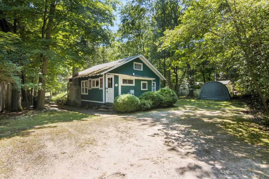617 Birchwood, Frankfort, MI 49635 - #3
