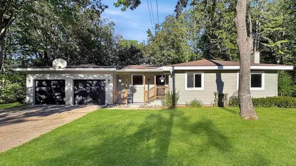 226 Seneca, Cadillac, MI 49601