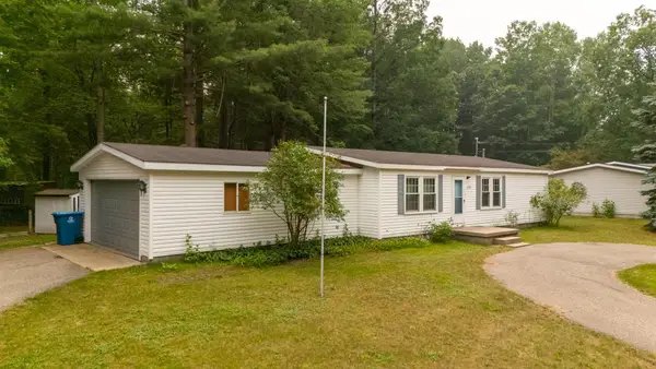 110 Trescott, Houghton Lake, MI 48629