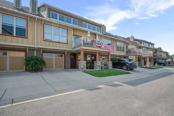 13802 S West Bayshore, Traverse City, MI 49684