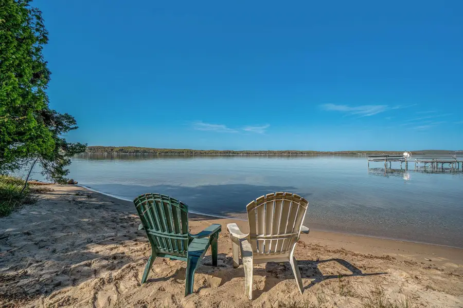 7267 Fredonia, Beulah, MI 49617 - #3