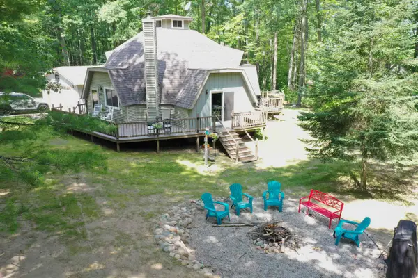332 Maplewood, Rose City, MI 48654