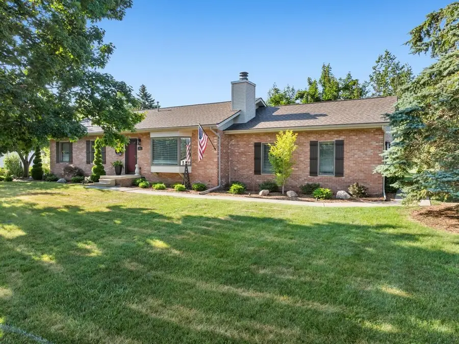 161 Vantage View, Petoskey, MI 49770 - #2