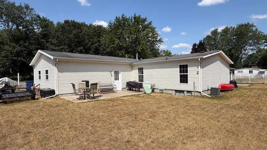 1022 Duquesa, Lake Isabella, MI 48893 - #3