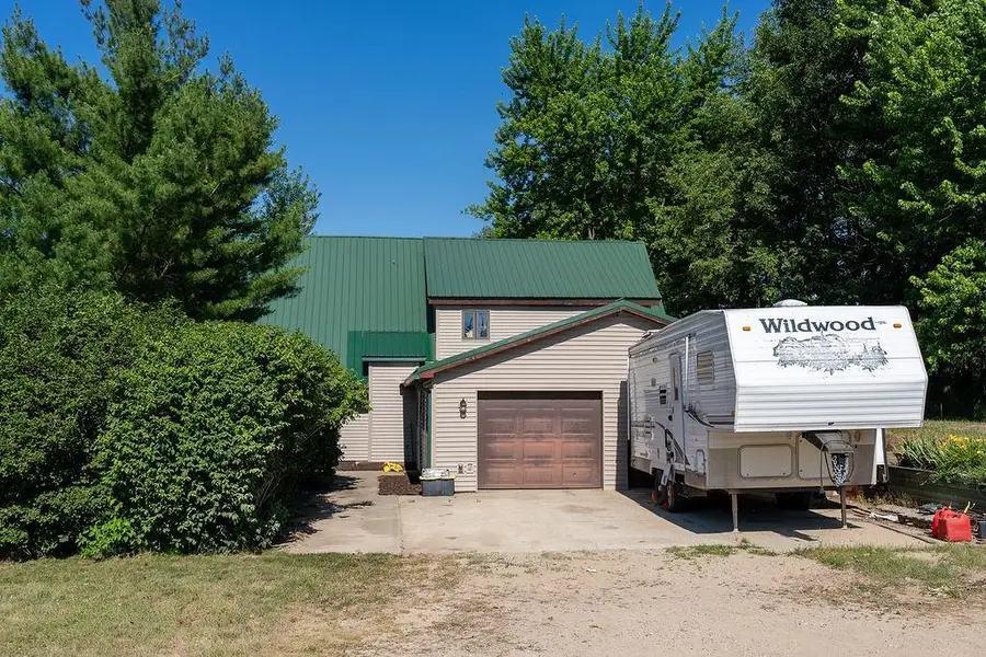 6696 Nottawa, Mount Pleasant, MI 48858 - #3