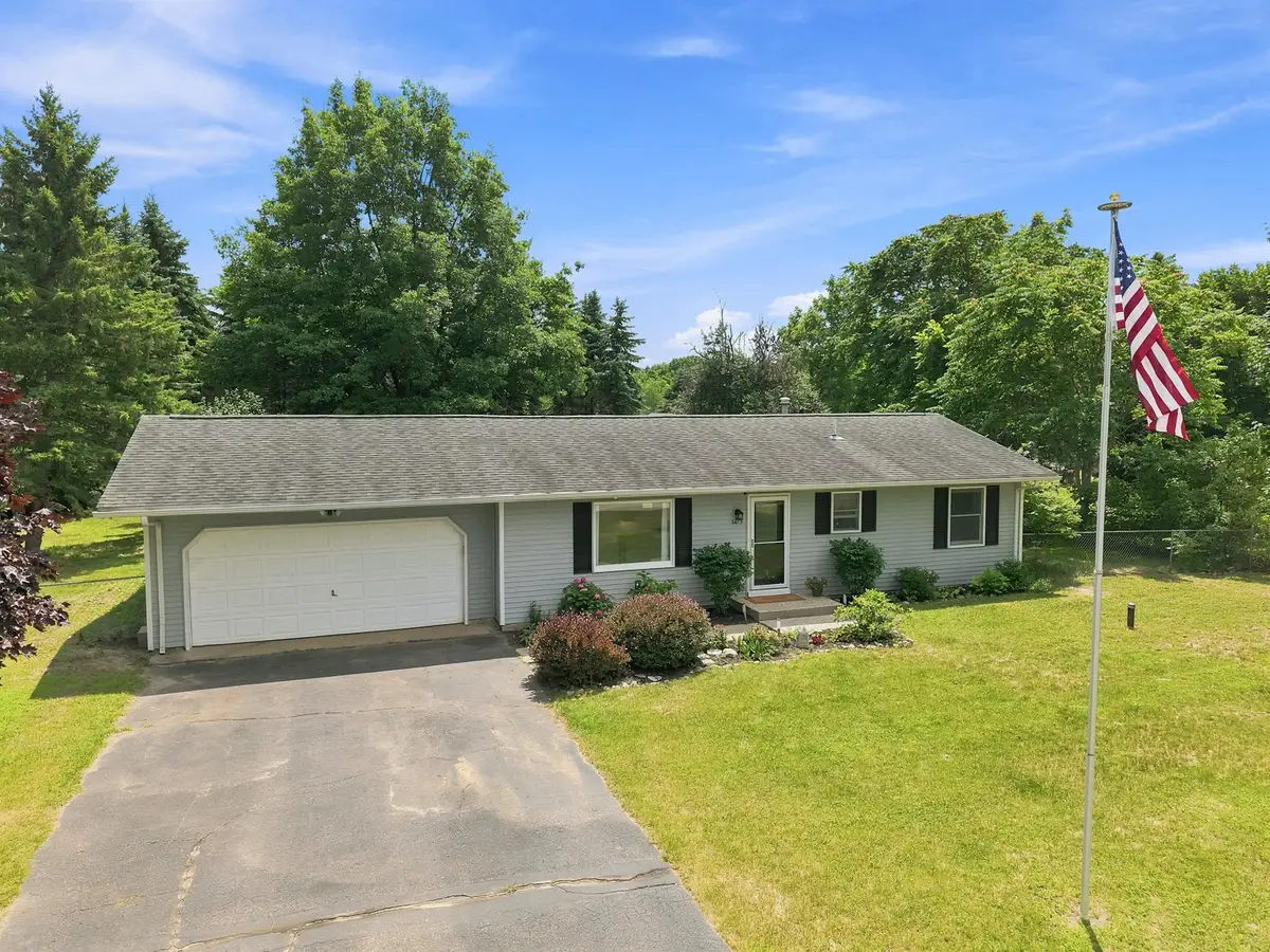 6075 Beverly, Traverse City, MI 49685 - #1