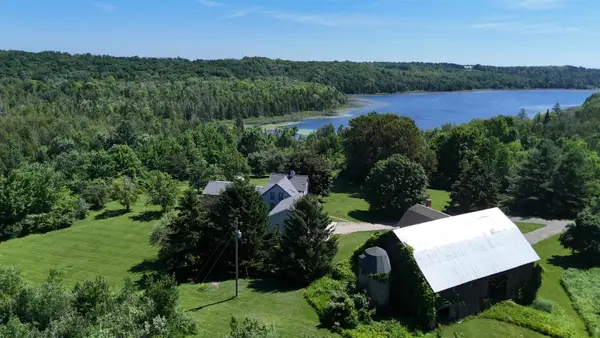 5640 N Swede, Northport, MI 49670