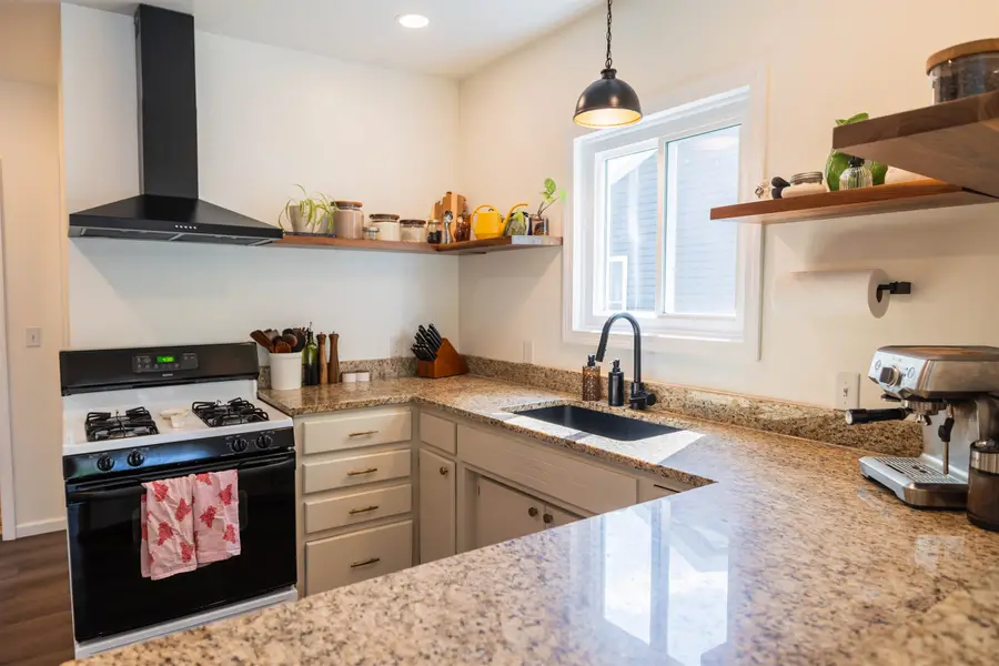 1803 NW Leonard, Grand Rapids, MI 49504 - #3