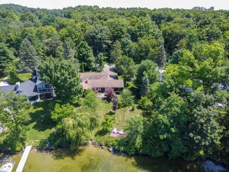 8178 S Lakeview, Traverse City, MI 49684 - #2