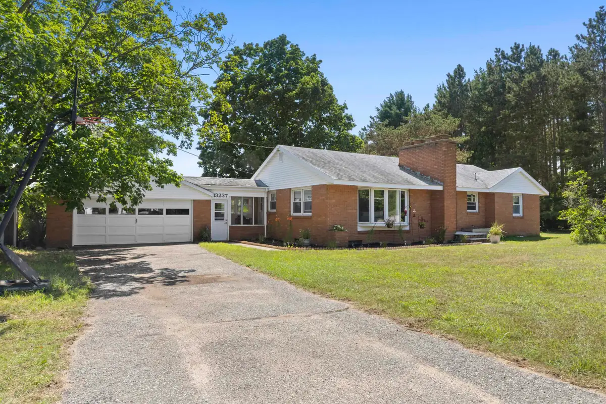 13237 Honor, Beulah, MI 49617 - #1
