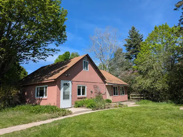 8828 Roberts, Central Lake, MI 49622