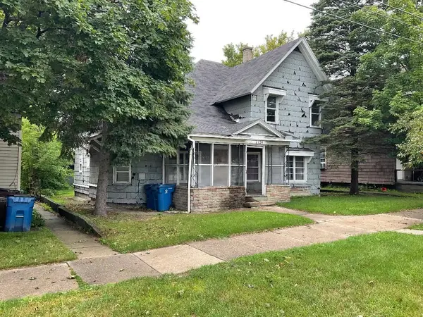 124 W Pine, Cadillac, MI 49601