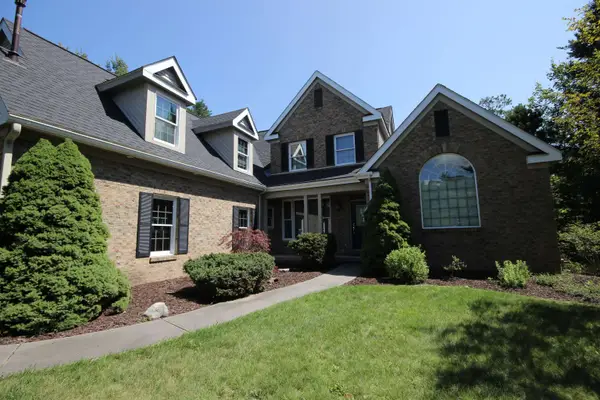 4545 S Pine Valley, Suttons Bay, MI 49682
