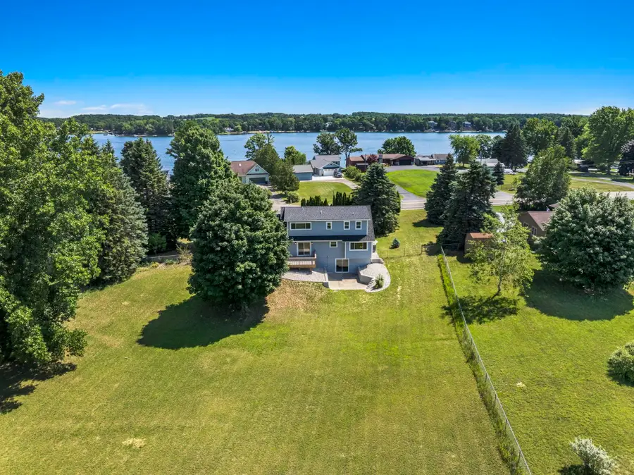 619 N West Silver Lake, Traverse City, MI 49685 - #3