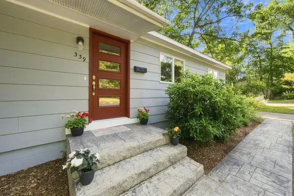 339 Huron, Traverse City, MI 49686