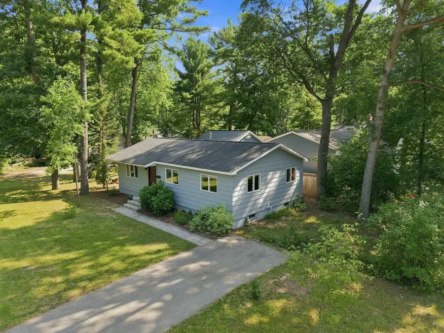 339 Huron, Traverse City, MI 49686 - #2