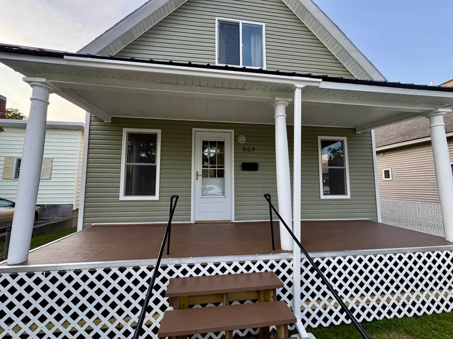 605 E Garfield, Cadillac, MI 49601 - #2