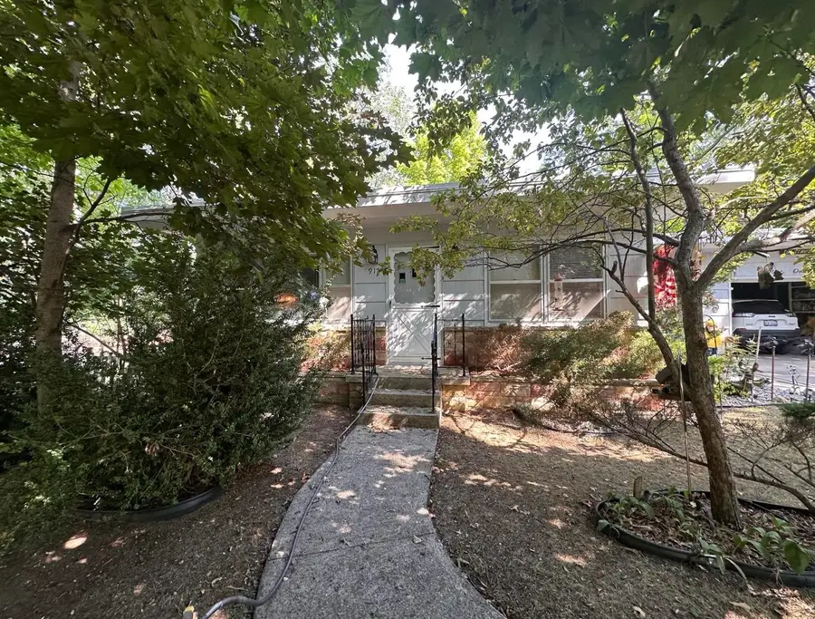 917 Holly, Traverse City, MI 49686 - #2