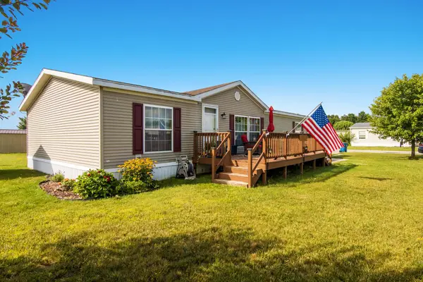 808 Yarrow, Traverse City, MI 49685