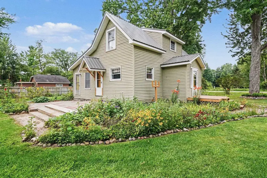 4196 N Coleman, Coleman, MI 48618 - #3
