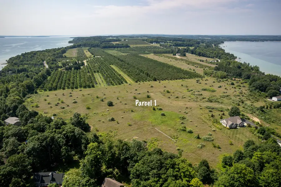 00 E Lovers, Suttons Bay, MI 49682 - #3