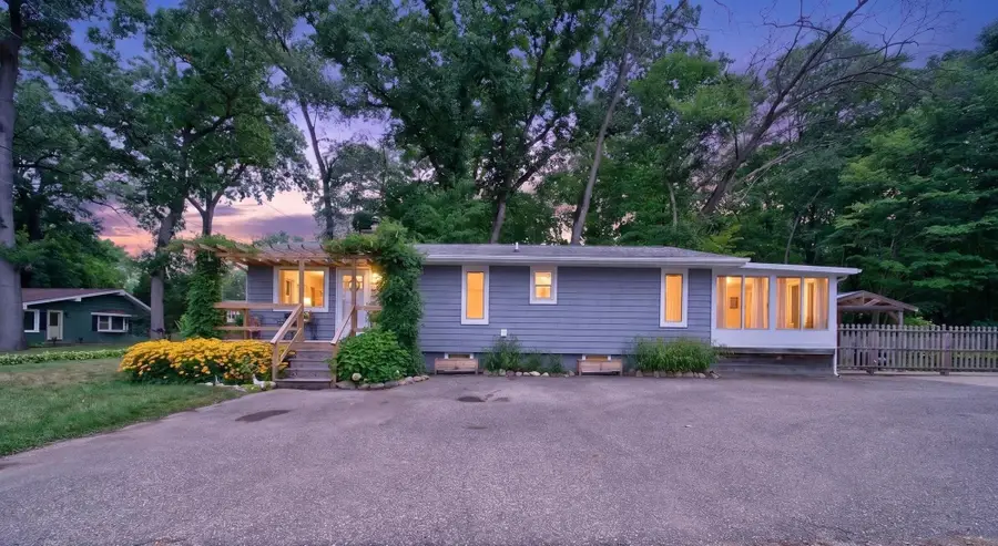 172 St Marys Lake, Battle Creek, MI 49017 - #2