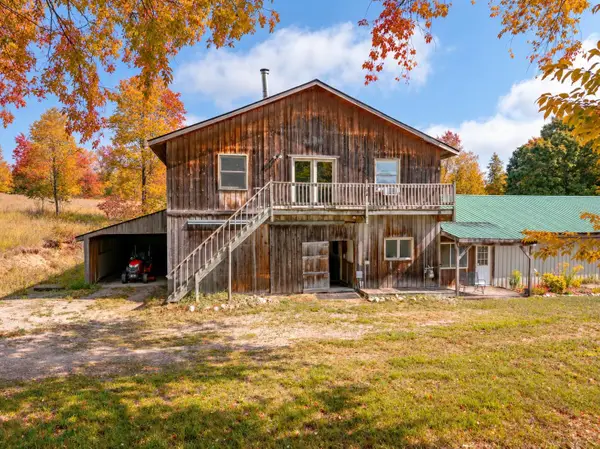 9651 N Reynolds, Traverse City, MI 49684