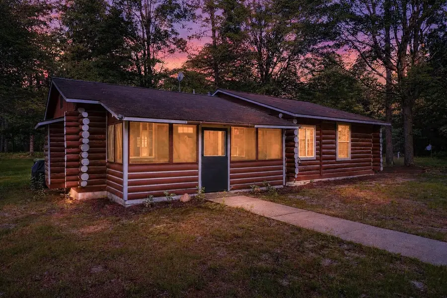 3265 W Jennings, Lake City, MI 49651 - #2